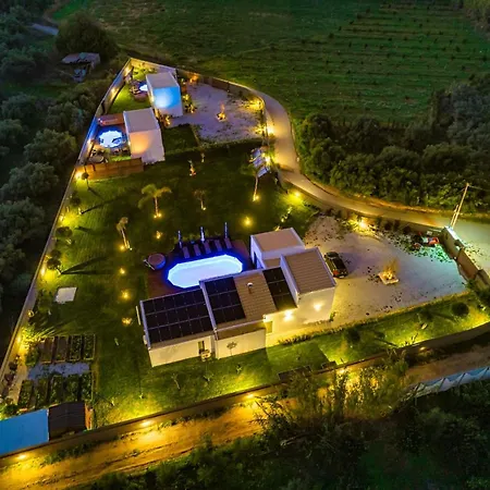 Cocoon Luxury Vila *